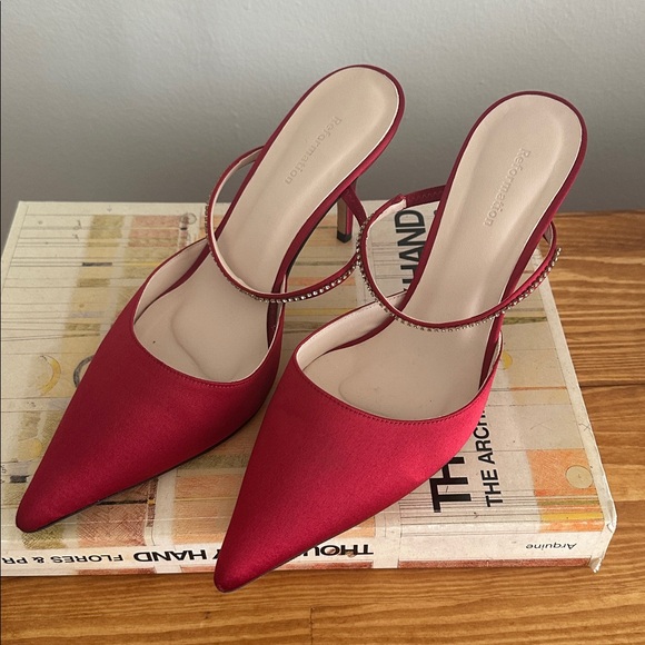 Reformation Shoes - Reformation Satin Heeled Mules